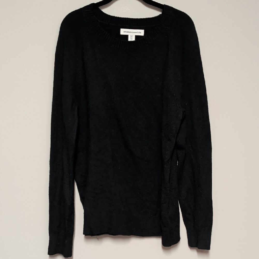 Amazon Essentials Black Knit Pullover